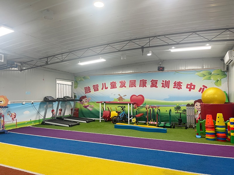 重庆自闭症早期表现有哪些？2-3岁家长必看的10个信号（2026识别指南）
